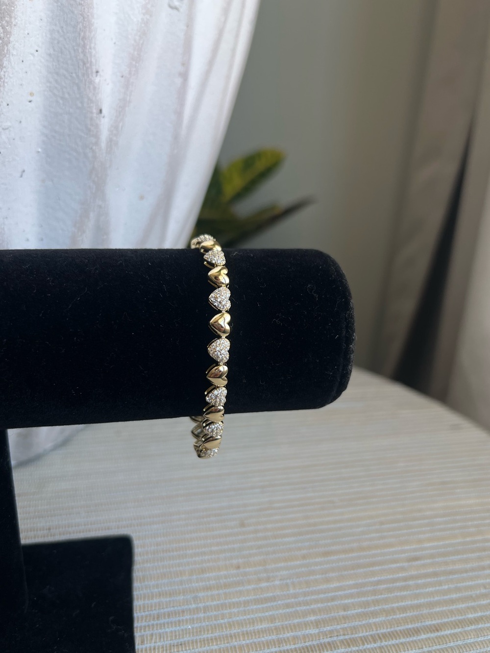 Gold Heart Link Bracelet with alternating Crystal Accents and plain gold hearts